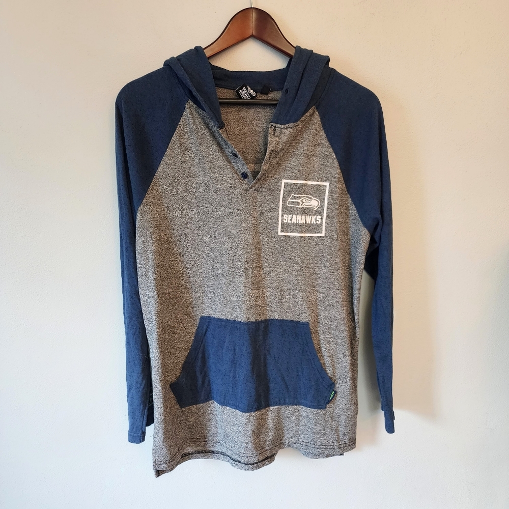 NFL Team Apparel Seahawks lightweight pullover henley top size medium